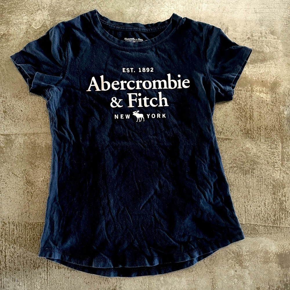 Abercrombie & Fitch Tee